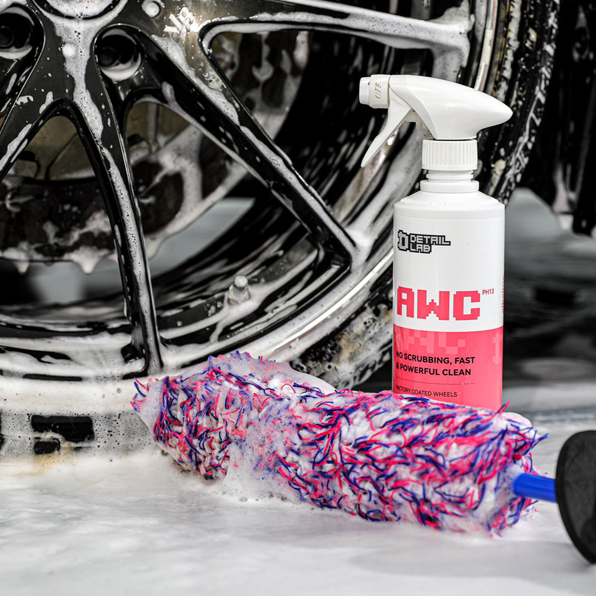 Car cleaning brush